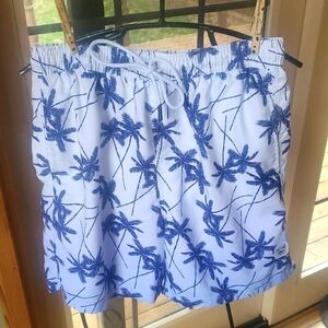 Spicy Tuna‎ Blue and White Palm Tree Swim Hawaiian Sz. M Swim Trunks w Pockets